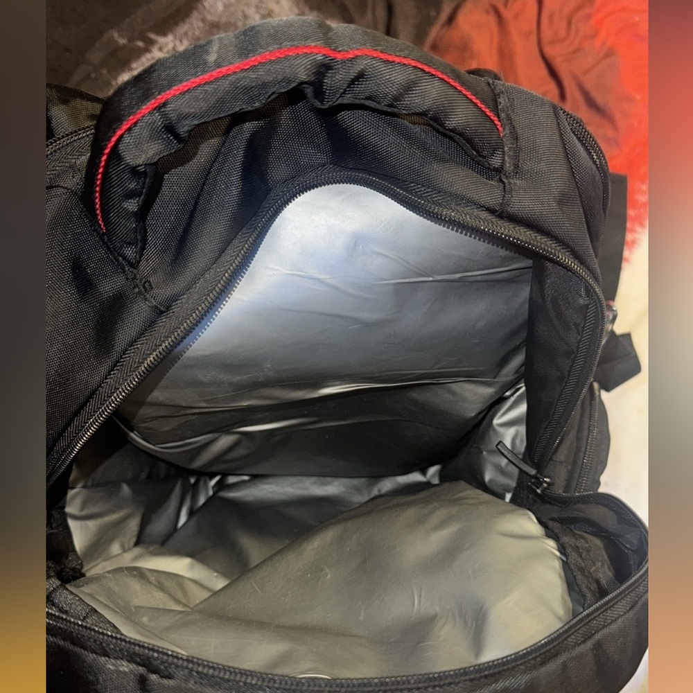 Cooler Backpack - Picture 3 of 6